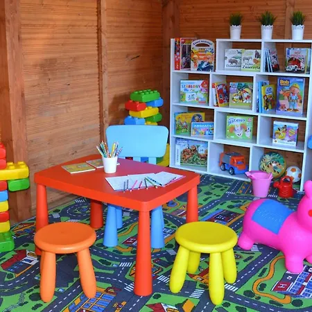 Letniskowe * أوسترونيه مورسكية